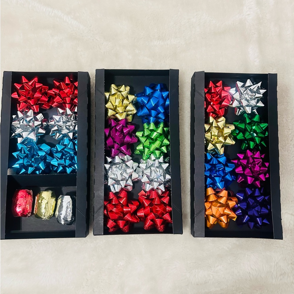Christmas Wrapping Paper Kit - Picture 3 of 9